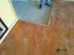 中等運(yùn)動(dòng)籃球木地板安裝公司